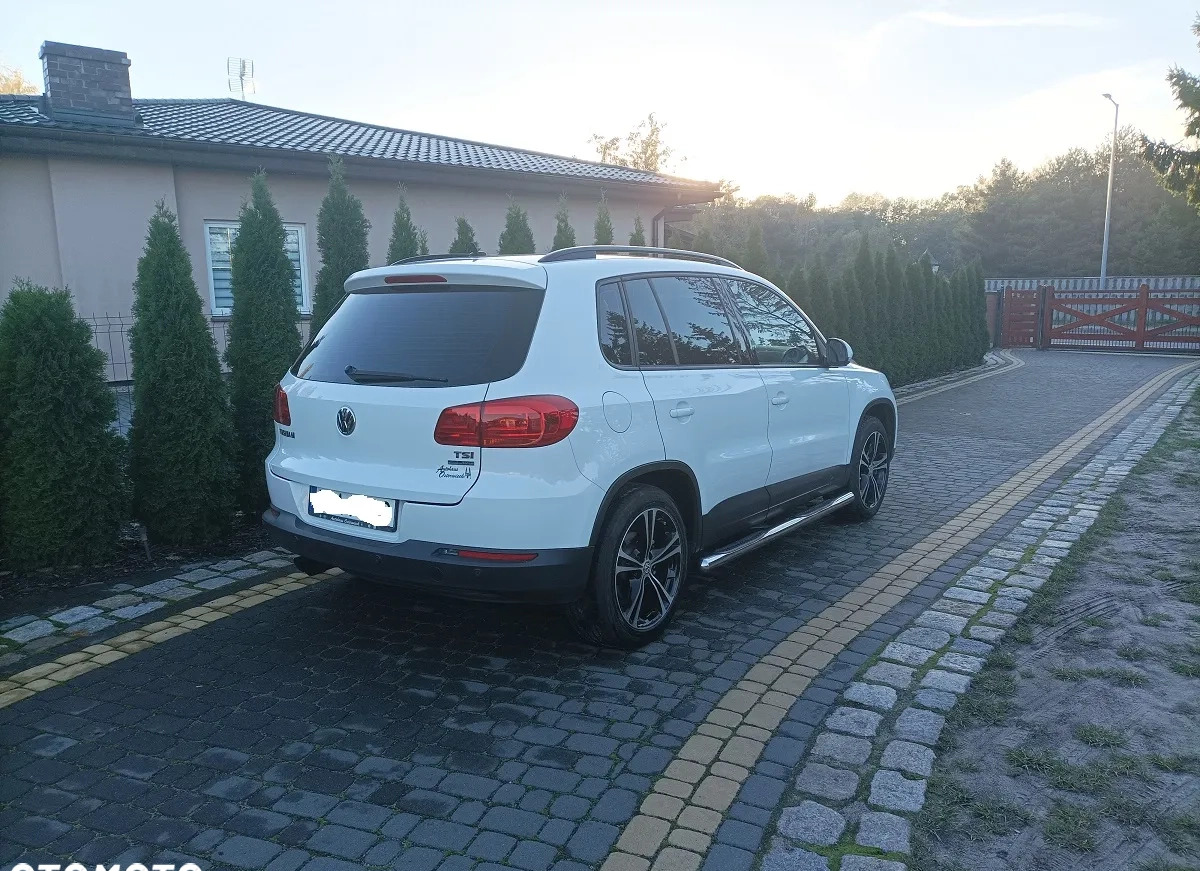Volkswagen Tiguan cena 41999 przebieg: 169800, rok produkcji 2012 z Rawicz małe 67